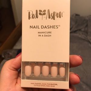 Red Aspen Nail Dash